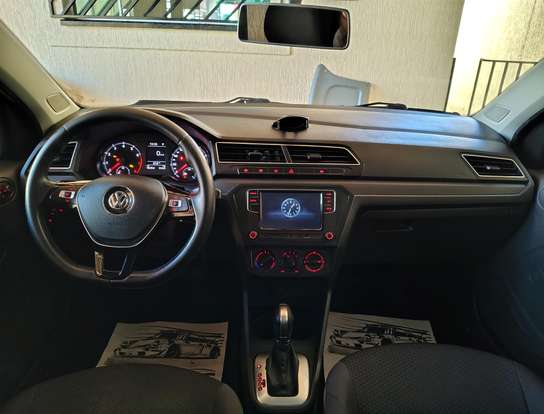 VOLKSWAGEN-VOYAGE-1.6 16V MSI TOTALFLEX 4P AUTOMÁTICO VOLKSWAGEN-VOYAGE-2020