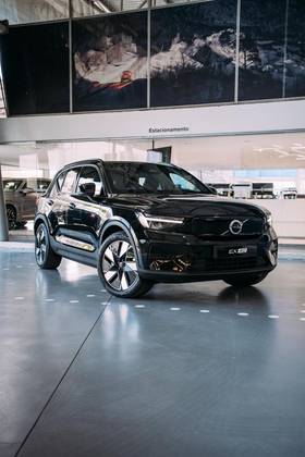 VOLVO EX40 P6 RECHARGE ELECTRIC PLUS