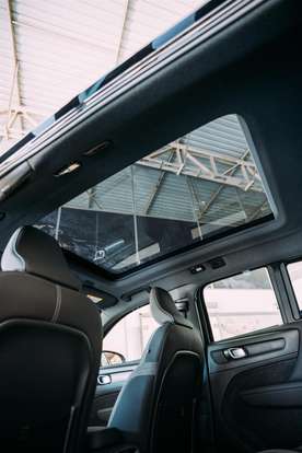VOLVO-EX40-2026
