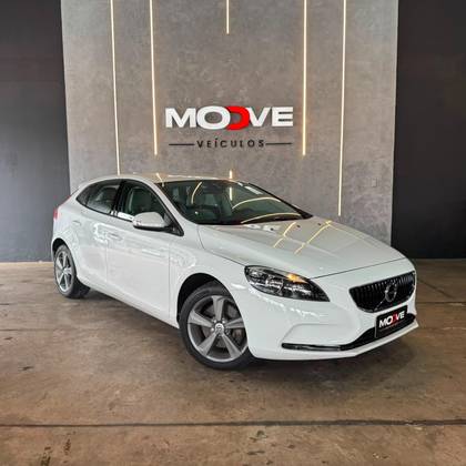 VOLVO V40 2.0 T4 KINETIC GASOLINA 4P AUTOMÁTICO