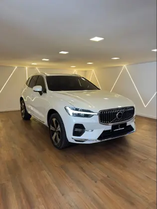VOLVO XC60 2.0 T8 RECHARGE PLUS AWD GEARTRONIC VOLVO XC60 2.0 T8 RECHARGE PLUS AWD GEARTRONIC