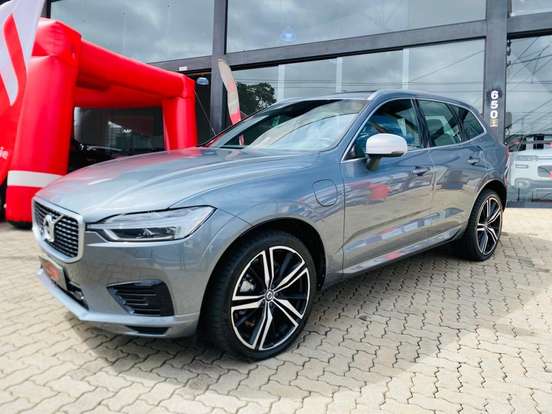 VOLVO-XC60-2019