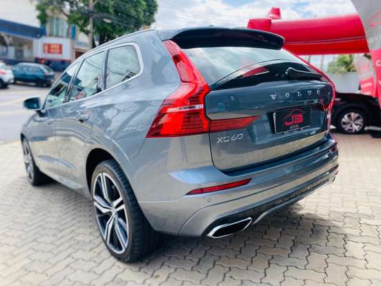 VOLVO-XC60-2019