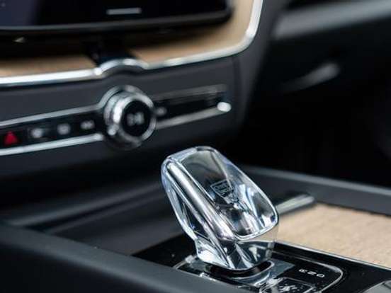 VOLVO-XC60-2.0 T8 PHEV ULTRA AWD GEARTRONIC VOLVO-XC60-2025