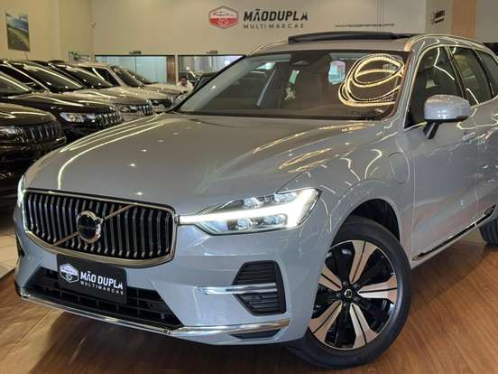 VOLVO-XC60-2024