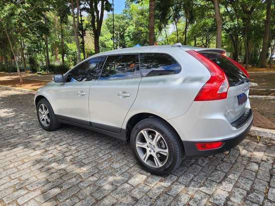 VOLVO-XC60-2.0 T5 DYNAMIC FWD TURBO GASOLINA 4P AUTOMÁTICO VOLVO-XC60-2012