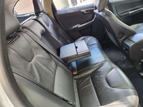 VOLVO-XC60-2.0 T5 DYNAMIC FWD TURBO GASOLINA 4P AUTOMÁTICO VOLVO-XC60-2012