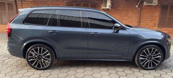 VOLVO-XC90-2025