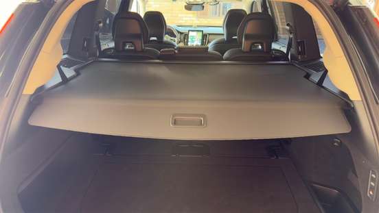 VOLVO-XC90-2025