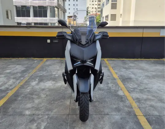 YAMAHA XMAX 250 CONNECTED ABS YAMAHA XMAX 250 CONNECTED ABS