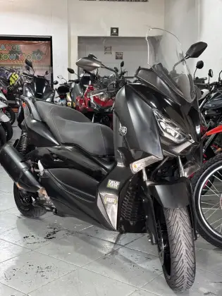 YAMAHA XMAX ABS YAMAHA XMAX ABS