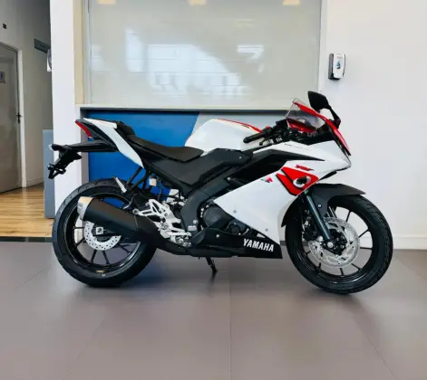 YAMAHA YZF R15 70th ANNIVERSARY 