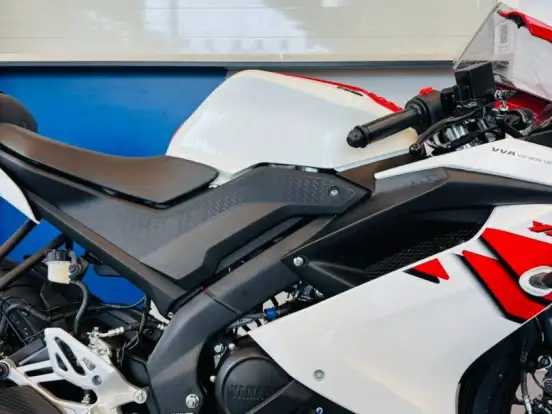 YAMAHA-YZF R15 70th ANNIVERSARY YAMAHA-YZF R15 70th ANNIVERSARY-2026