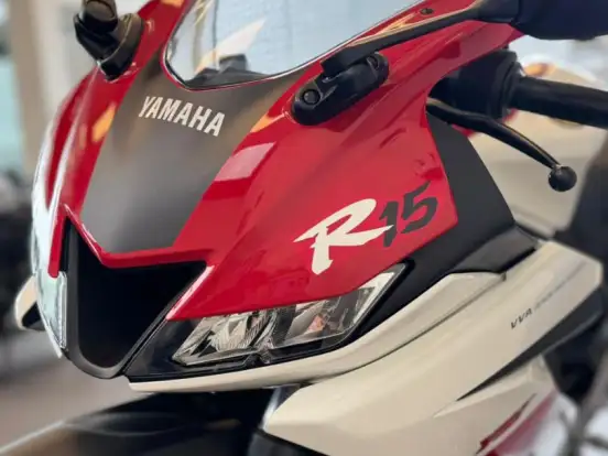 YAMAHA-YZF R15 70th ANNIVERSARY YAMAHA-YZF R15 70th ANNIVERSARY-2026