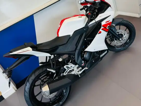 YAMAHA-YZF R15 70th ANNIVERSARY YAMAHA-YZF R15 70th ANNIVERSARY-2026