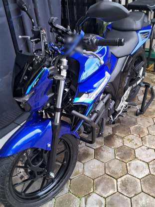 YAMAHA-FZ25 FAZER CONNECTED ABS YAMAHA-FZ25 FAZER CONNECTED ABS-2025