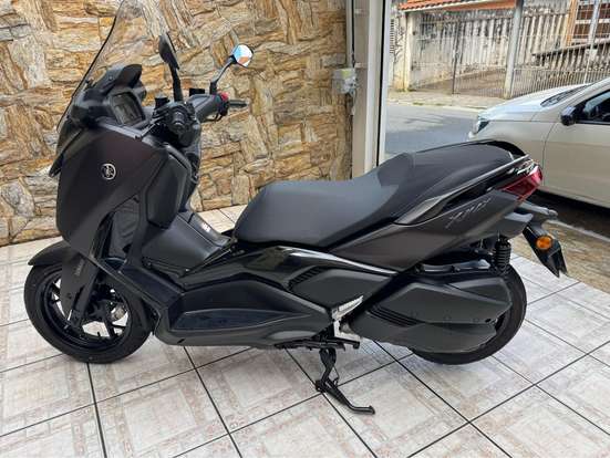 YAMAHA-XMAX 300 CONNECTED ABS-2025