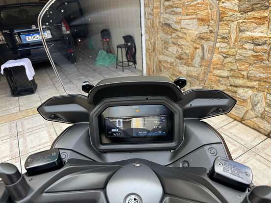 YAMAHA-XMAX 300 CONNECTED ABS YAMAHA-XMAX 300 CONNECTED ABS-2025