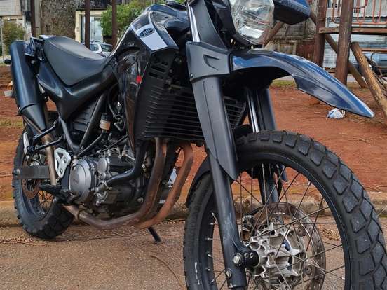 YAMAHA-XT 660R YAMAHA-XT 660R-2011