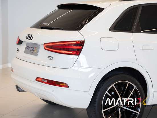 AUDI-Q3-2013
