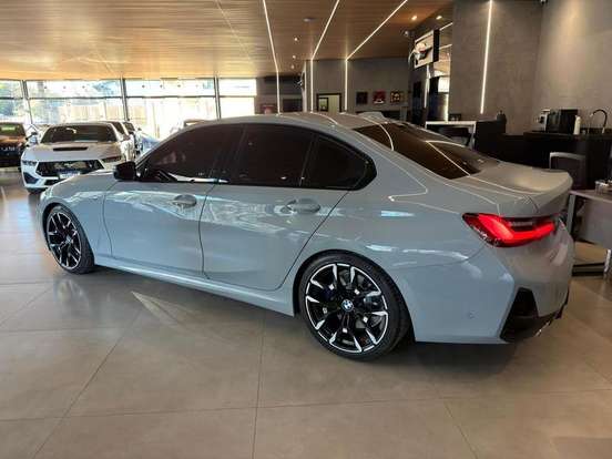 BMW-320i-2.0 16V TURBO FLEX M SPORT AUTOMÁTICO BMW-320i-2023