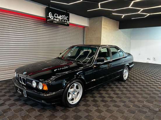 BMW-535i-3.5 SEDAN 24V GASOLINA 4P AUTOMÁTICO BMW-535i-1991