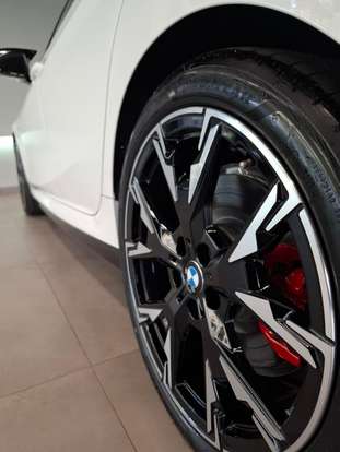 BMW-M 135i-2026