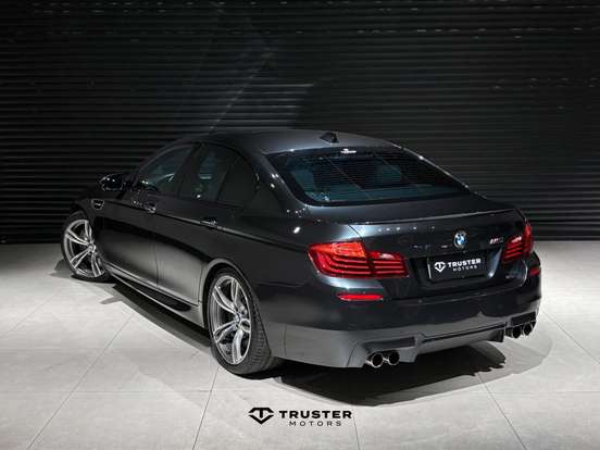 BMW-M5-4.4 V8 32V GASOLINA 4P AUTOMÁTICO BMW-M5-2014