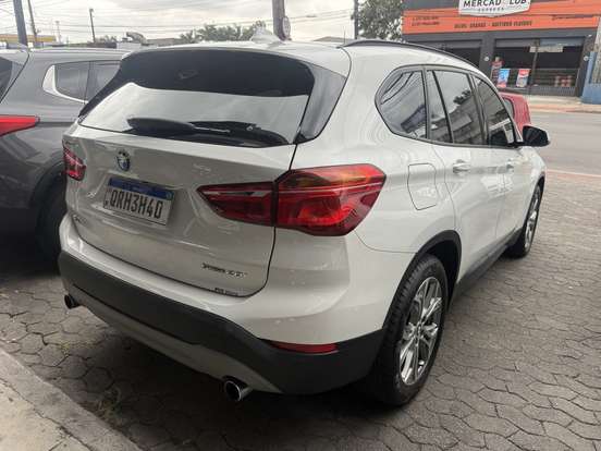 BMW-X1-2.0 16V TURBO ACTIVEFLEX SDRIVE20I X-LINE 4P AUTOMÁTICO BMW-X1-2019