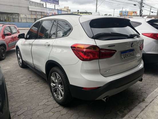 BMW-X1-2.0 16V TURBO ACTIVEFLEX SDRIVE20I X-LINE 4P AUTOMÁTICO BMW-X1-2019