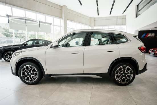 BMW-X1-2025