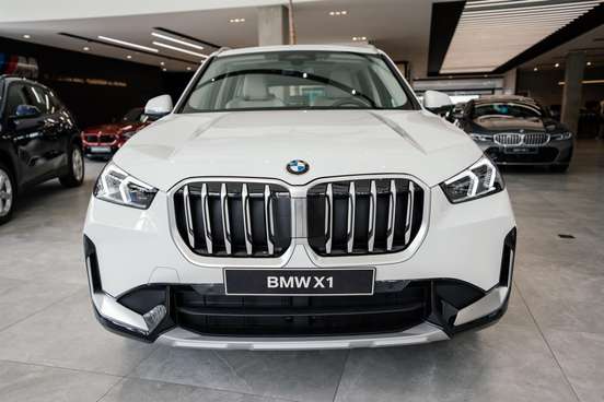 BMW-X1-2025