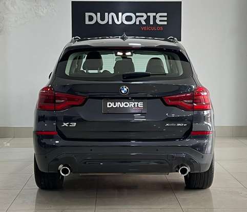 BMW-X3-2021
