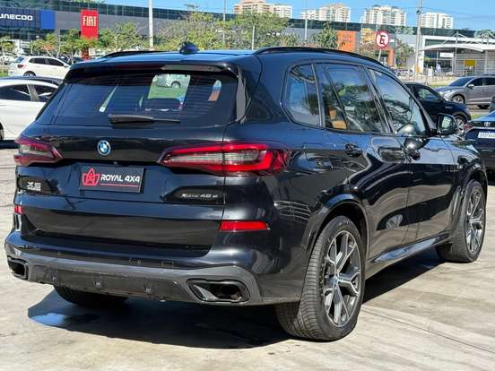 BMW-X5-3.0 I6 TURBO HÍBRIDO XDRIVE45E M SPORT AUTOMÁTICO BMW-X5-2022