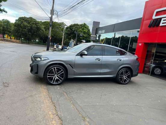 BMW-X6-3.0 TWINPOWER GASOLINA XDRIVE40I M SPORT AUTOMÁTICO BMW-X6-2023