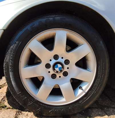BMW-328i-1998