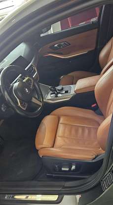 BMW-330i-2019