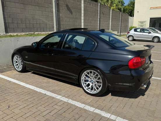 BMW-335i-2009