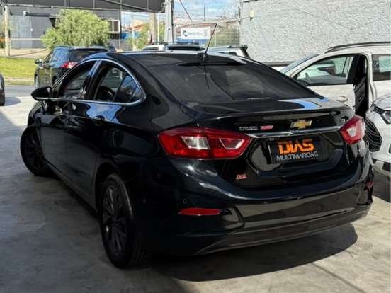 CHEVROLET-CRUZE-2018