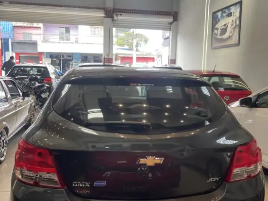 CHEVROLET-ONIX-1.0 MPFI JOY 8V FLEX 4P MANUAL CHEVROLET-ONIX-2017