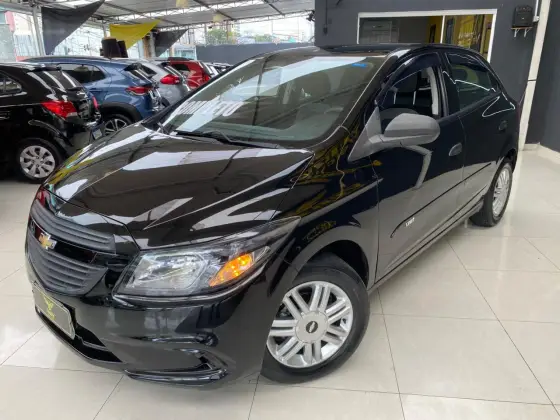 CHEVROLET ONIX 1.0 MPFI LS 8V FLEX 4P MANUAL CHEVROLET ONIX 1.0 MPFI LS 8V FLEX 4P MANUAL