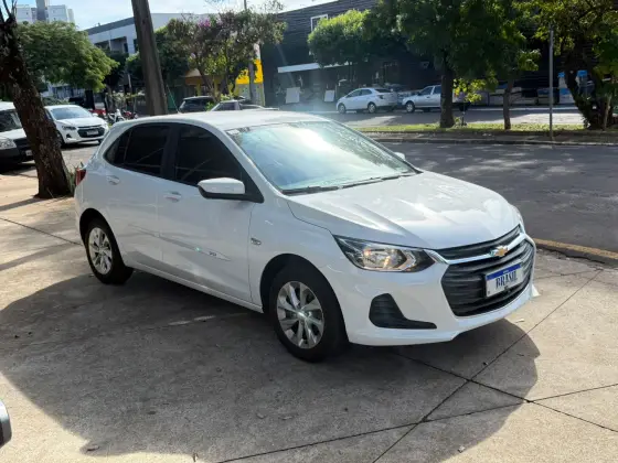 CHEVROLET ONIX 1.0 TURBO FLEX LT MANUAL CHEVROLET ONIX 1.0 TURBO FLEX LT MANUAL