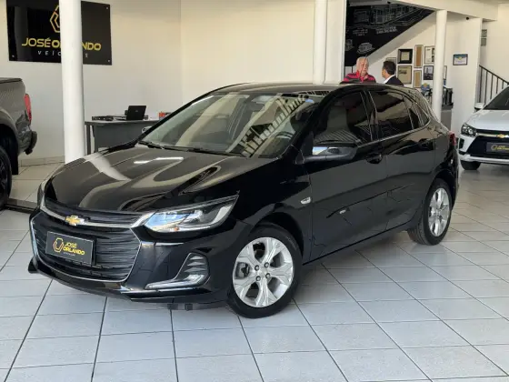 CHEVROLET ONIX 1.0 TURBO FLEX PREMIER AUTOMÁTICO CHEVROLET ONIX 1.0 TURBO FLEX PREMIER AUTOMÁTICO
