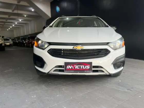 CHEVROLET ONIX 1.4 MPFI ACTIV 8V FLEX 4P MANUAL CHEVROLET ONIX 1.4 MPFI ACTIV 8V FLEX 4P MANUAL