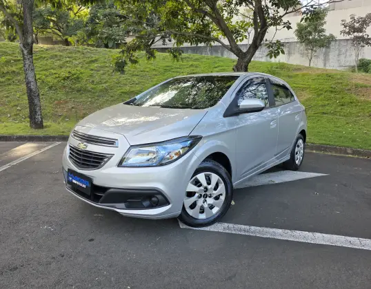 CHEVROLET ONIX 1.4 MPFI LT 8V FLEX 4P MANUAL CHEVROLET ONIX 1.4 MPFI LT 8V FLEX 4P MANUAL