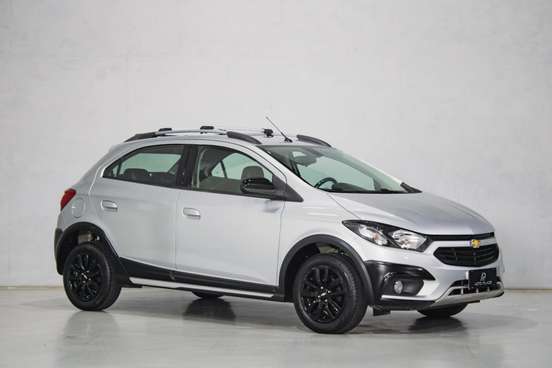 CHEVROLET-ONIX-2018