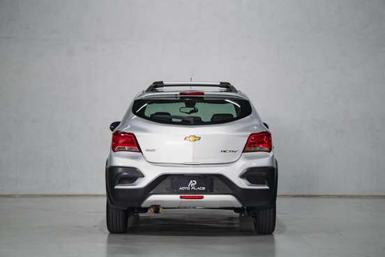CHEVROLET-ONIX-2018