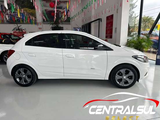 CHEVROLET-ONIX-1.4 MPFI ADVANTAGE 8V FLEX 4P AUTOMÁTICO CHEVROLET-ONIX-2019