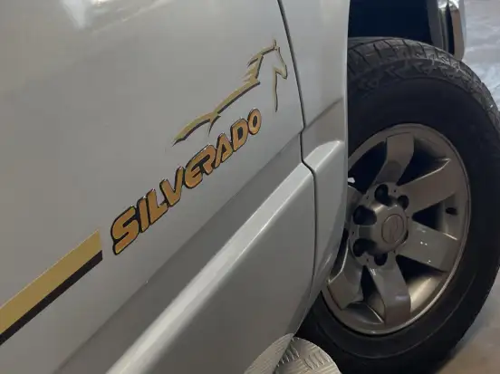 CHEVROLET-SILVERADO-2000