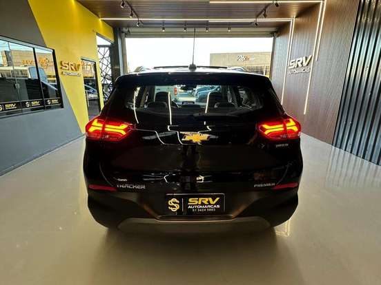 CHEVROLET-TRACKER-2023